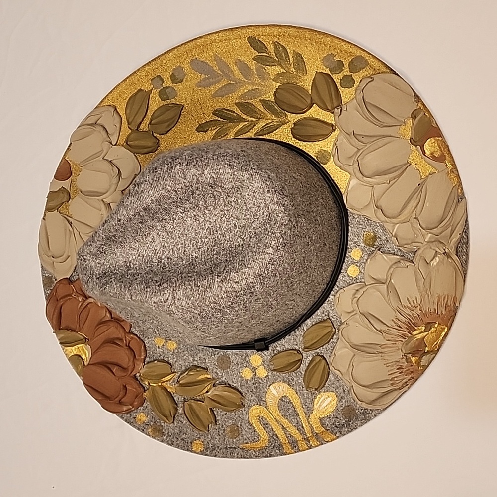 Beyond the Canvas by Yaya wearable art wide brimmed hat - Picture 3 of 4